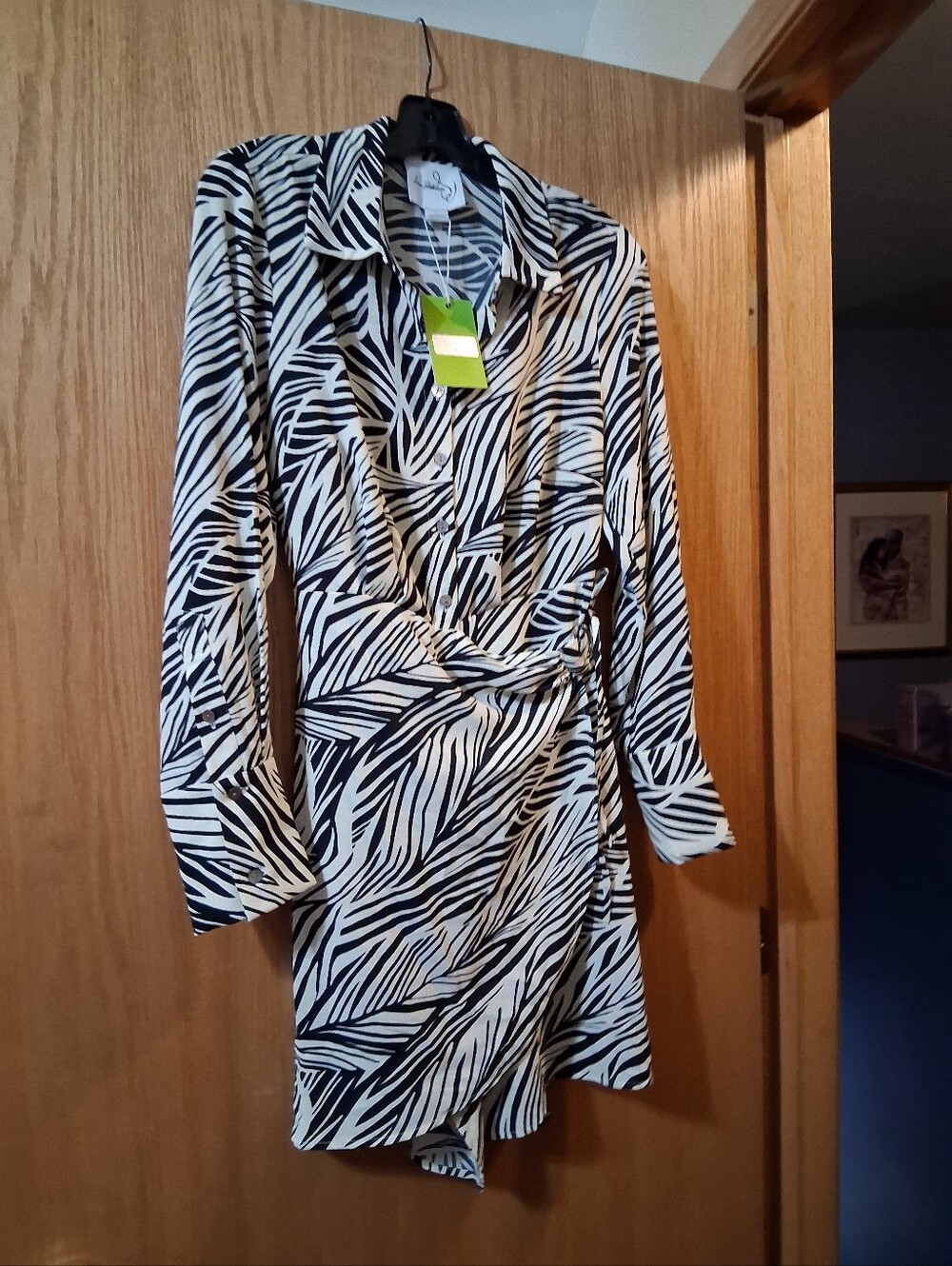 Sam Edelman Palm Print  zebra print wrap shirt  Dress , Sz 4, Long Sleeve